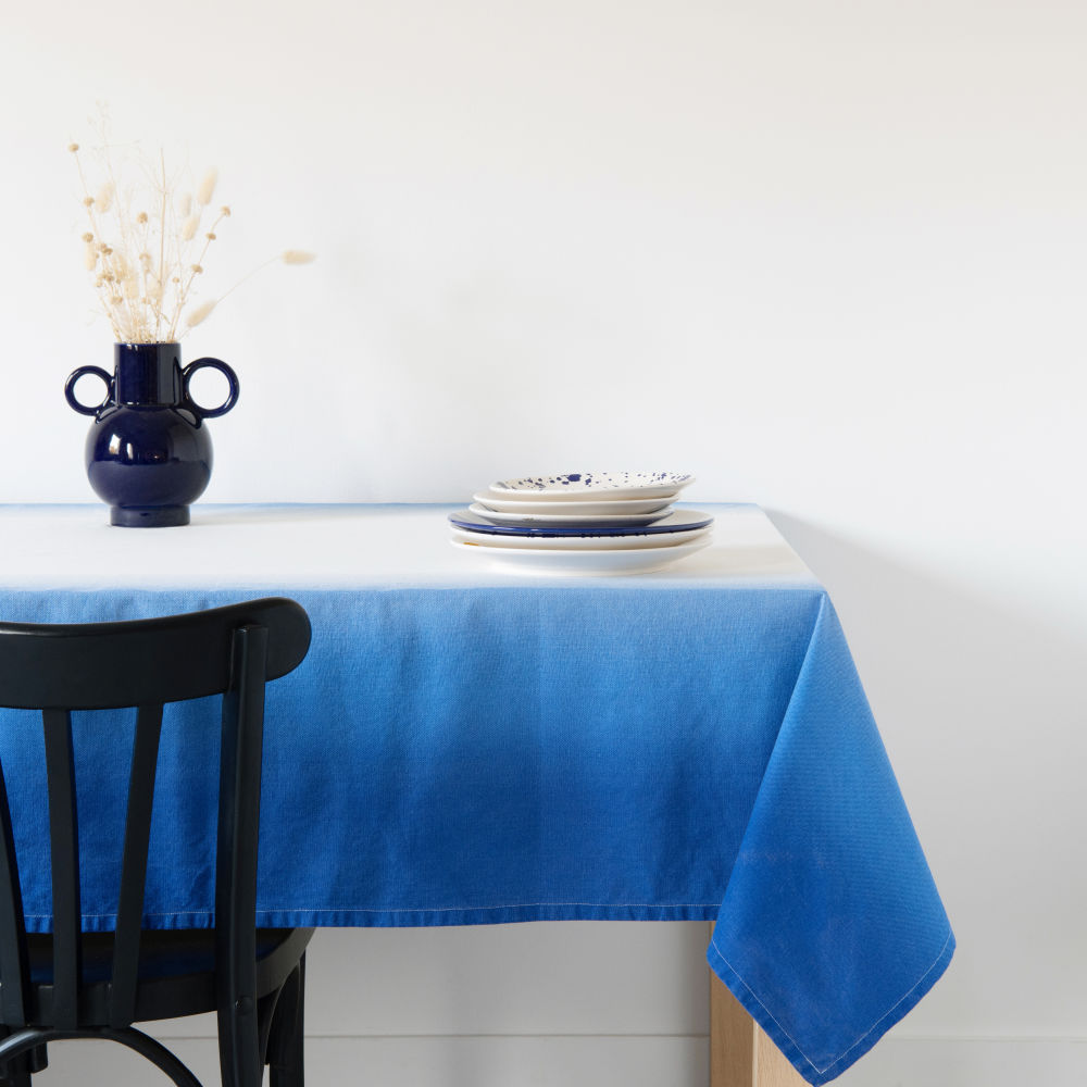 Nappe en coton imprimé tie and dye bleu et écru, OEKO-TEX® 150x250