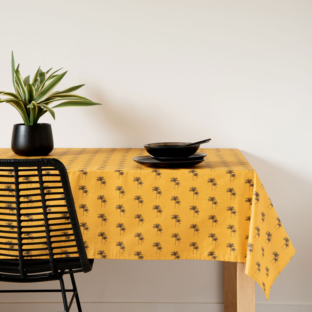 Nappe enduite en coton motifs palmiers noirs et jaune moutarde 150x250