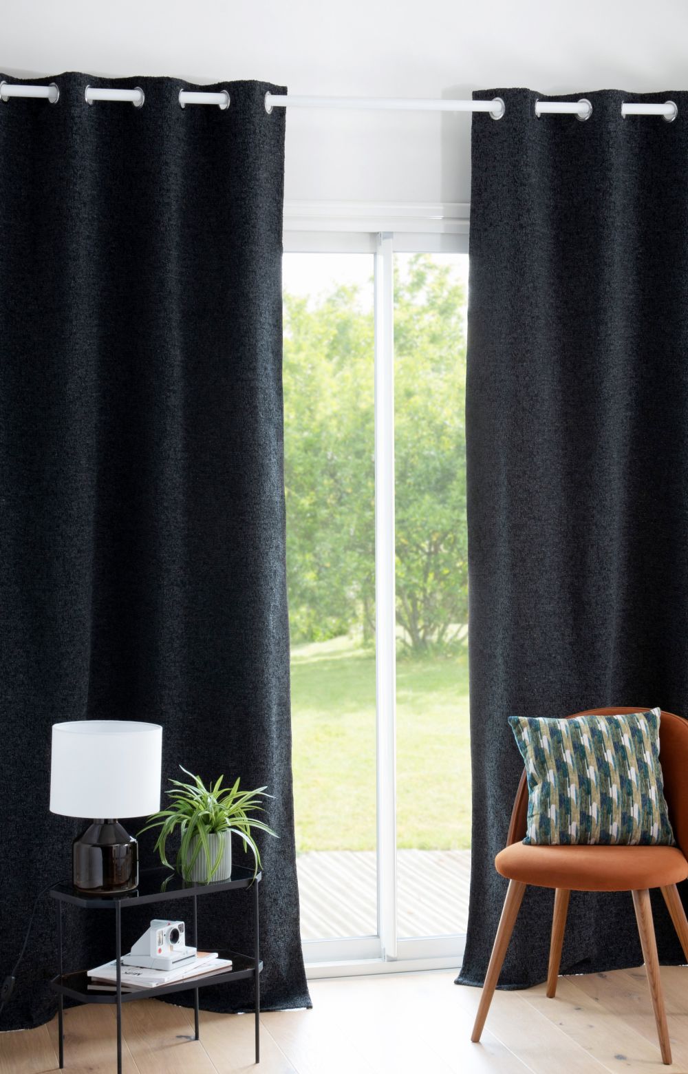 Rideau texturé chiné gris anthracite oeillets metalliques 135x250 Rideau texturé chiné gris anthracite oeillets metalliques 135x250