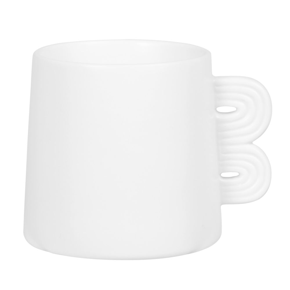 Tasse conique en porcelaine blanche