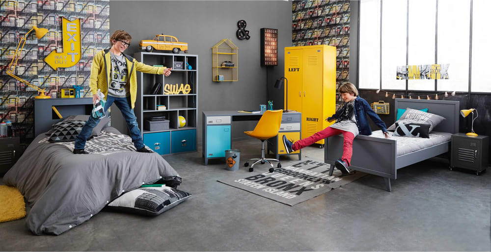 Yellow metal wardrobe on wheels W 85cm Loft Maisons du Monde