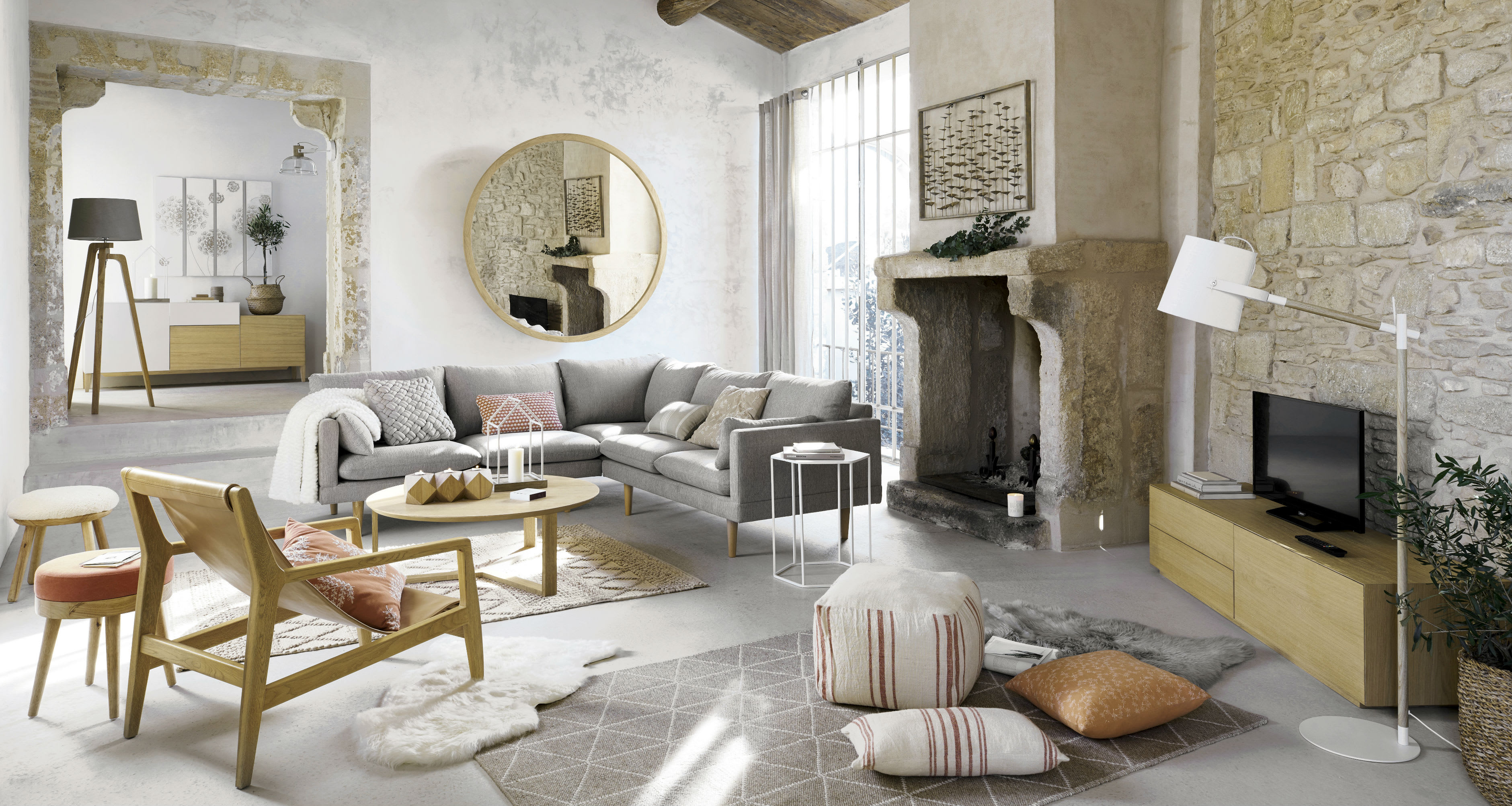 Come arredare un soggiorno moderno con stile e risparmiare - Casa e Stile  arredamenti