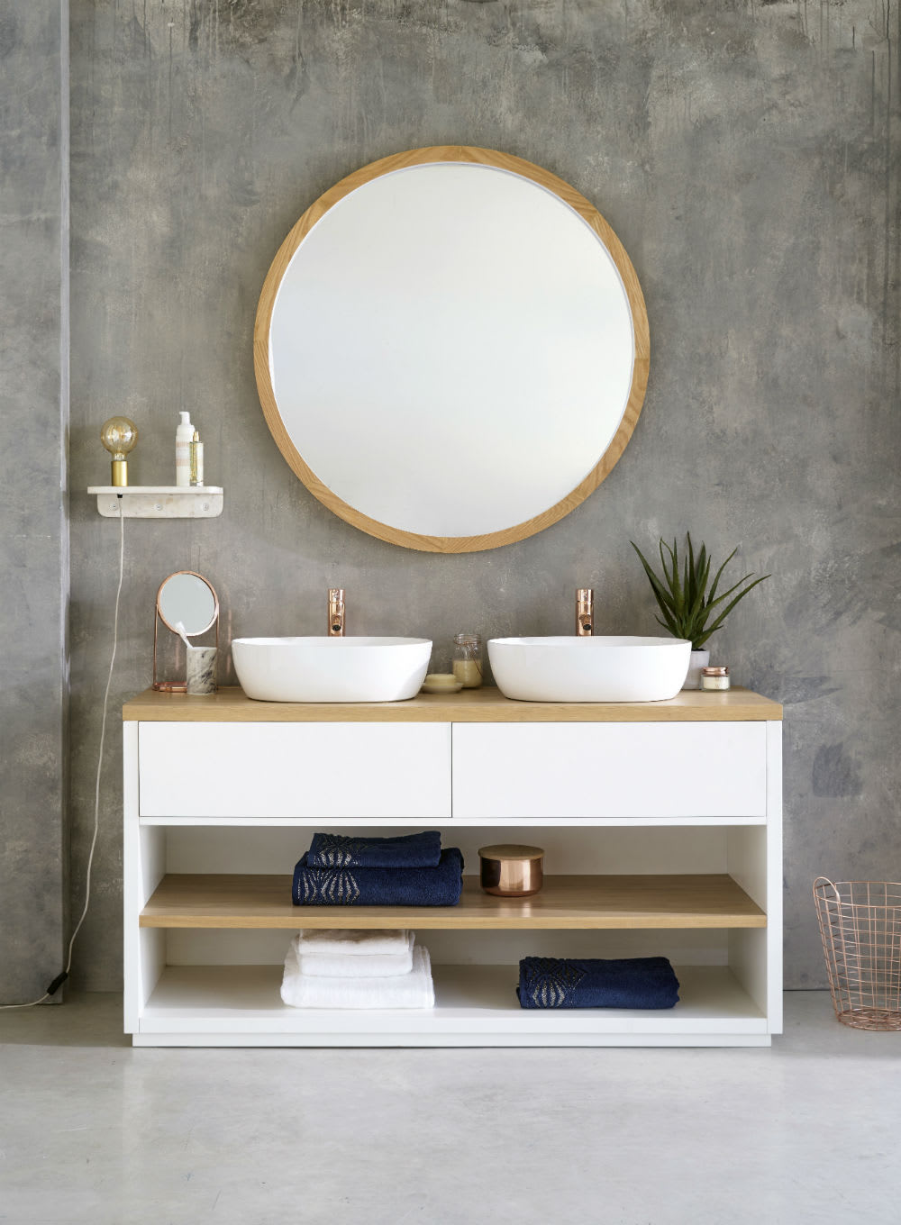 Miroir de salle de bains : comment le choisir, les meilleurs modèles