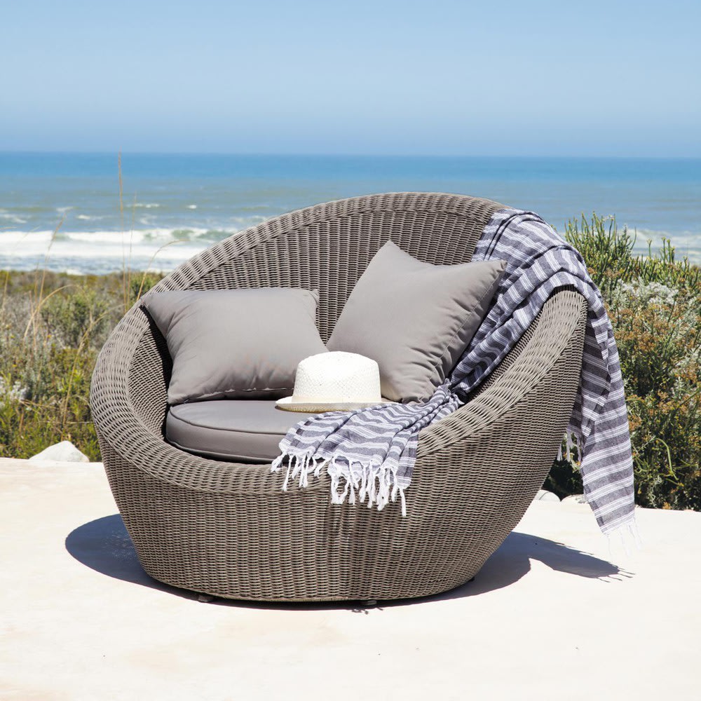 Garden armchair in grey resin wicker Cape Town Maisons du Monde
