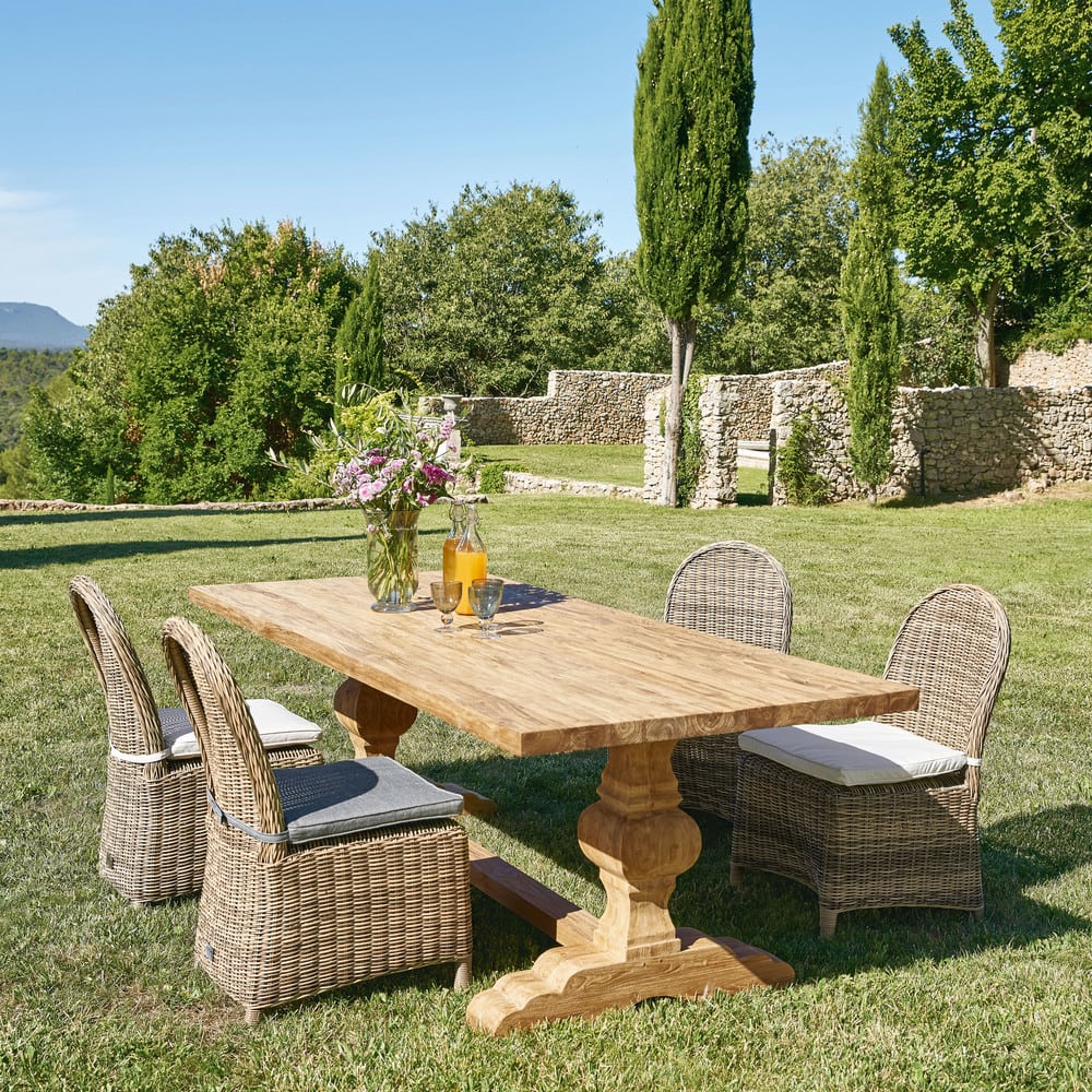 Gartenstuhl aus geflochtenem Kunstharz mit naturweißem Kissen St