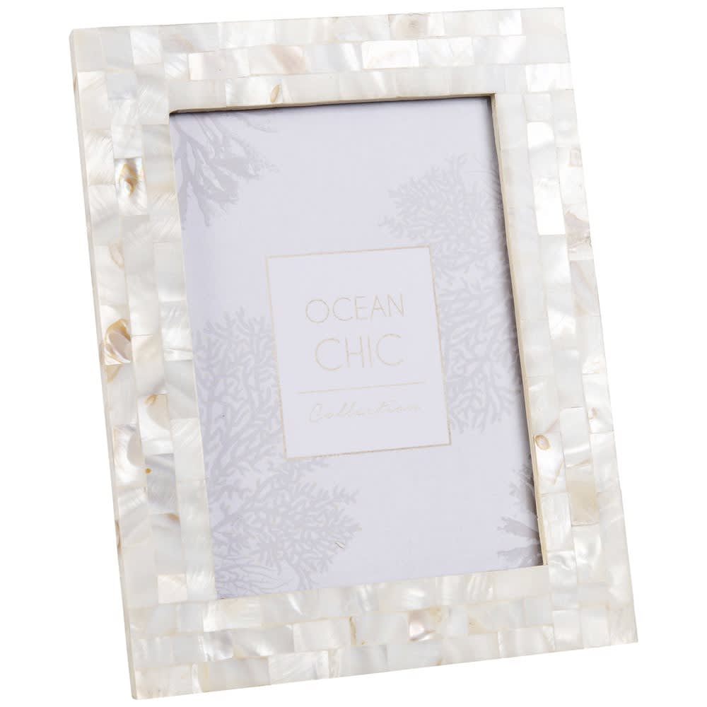 Mother-of-Pearl Effect Photo Frame 13 x 18 Pearl | Maisons du Monde