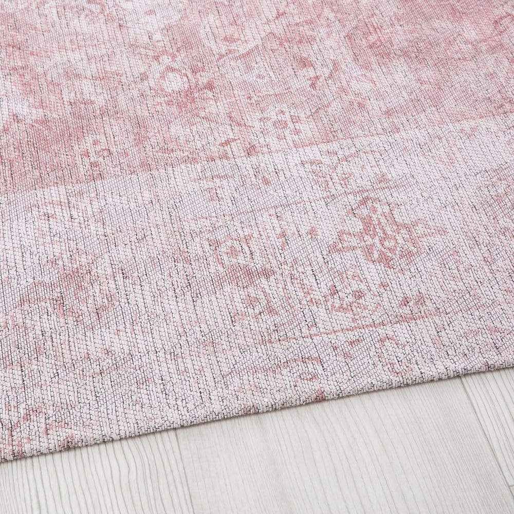 Pink Woven Rug 155x230 Maisons du Monde