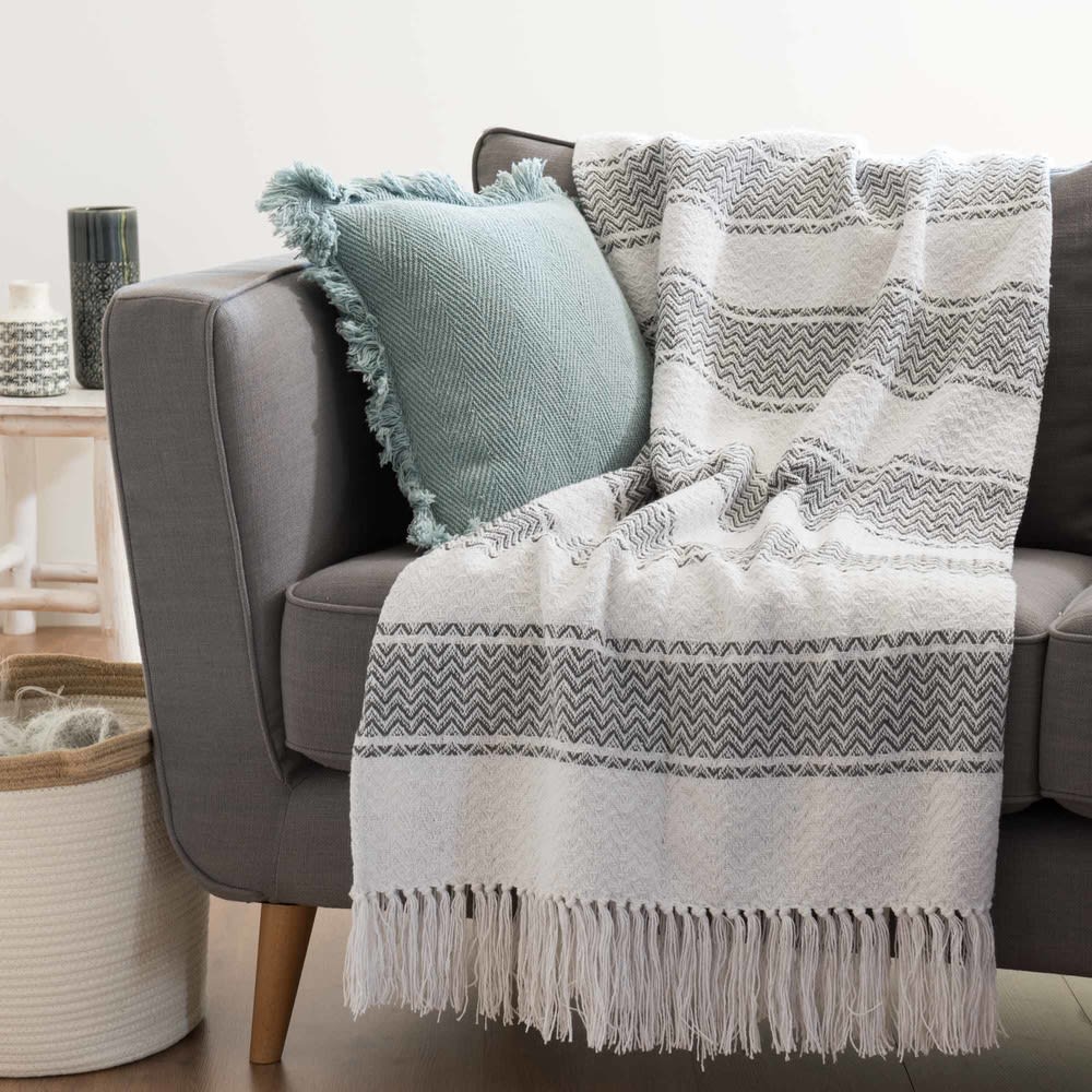 Plaid en coton blanc motifs gris 160x210 Meryl Maisons du Monde