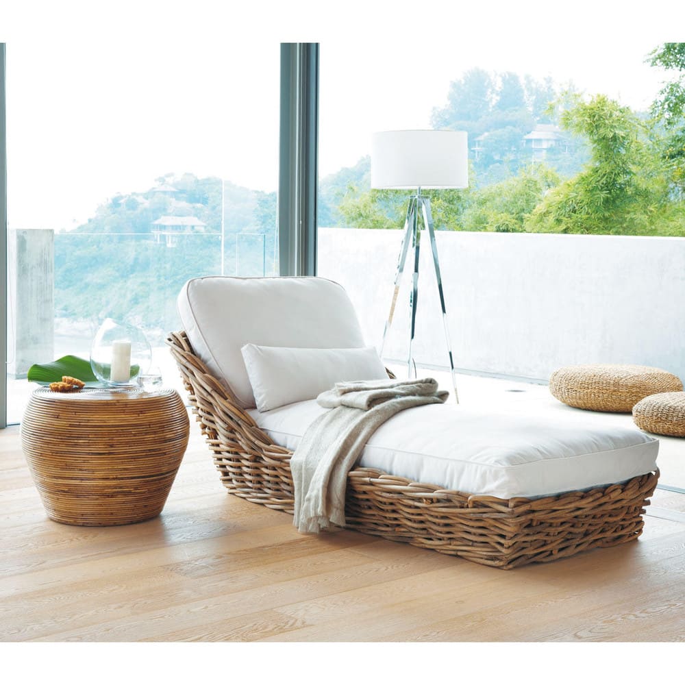 Rattan Sun Lounger With Ivory Cushions St Tropez Maisons Du Monde