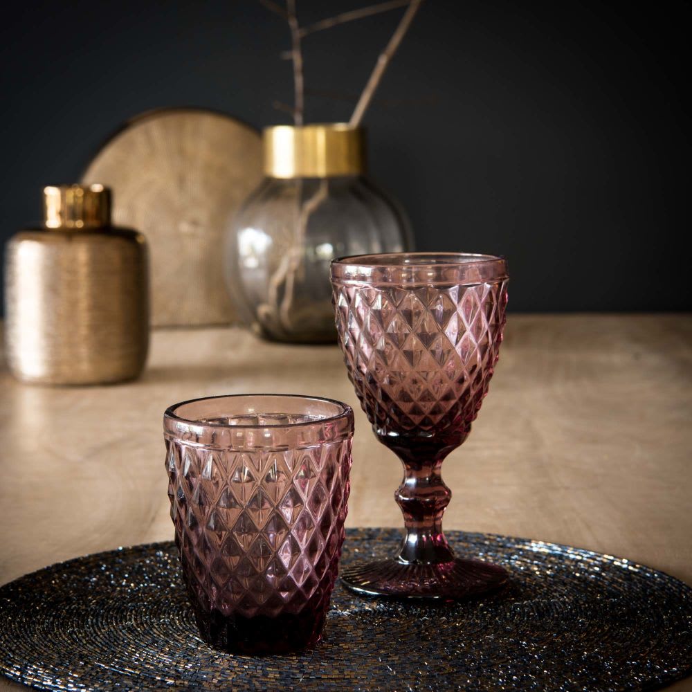 Verre à Vin En Verre Teinté Violet Carat | Maisons Du Monde