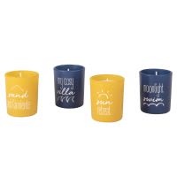 4 candele profumate con portalumino e vasetto in vetro giallo e blu stampato 4 candele profumate con portalumino e vasetto in vetro giallo e blu stampato