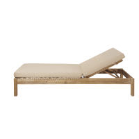 Bain de soleil en résine tressée et toile taupe clair Bain de soleil en résine tressée et toile taupe clair