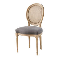 Chaise médaillon en lin gris foncé et cannage en rotin Chaise médaillon en lin gris foncé et cannage en rotin