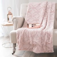 Jeté en fausse fourrure rose 130 x 170 cm ALLYSON Jeté en fausse fourrure rose 130 x 170 cm ALLYSON