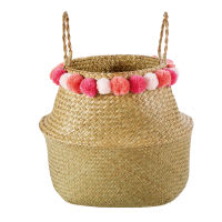 Panier thaïlandais en fibre végétale à pompons H33 Panier thaïlandais en fibre végétale à pompons H33