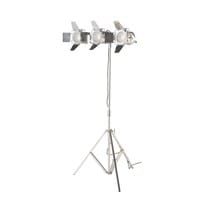 Piantana treppiede 3 faretti in metallo cromato, h 171 cm Piantana treppiede 3 faretti in metallo cromato, h 171 cm