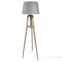 MOLLY - Stehlampe mit Dreifuß aus Eichen Holz und graues Lampenschirms H150