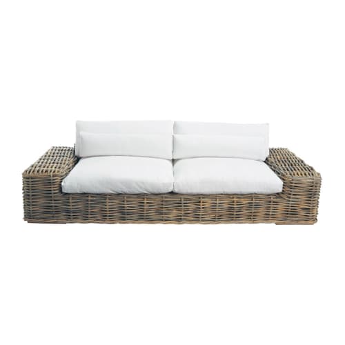 3-/4-Sitzer Sofa aus Rattan mit ecrufarbenem Kissen