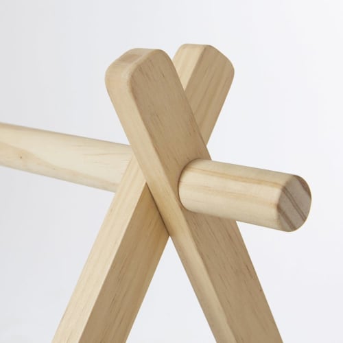 Arche D Eveil Bebe En Pin Sasha Maisons Du Monde