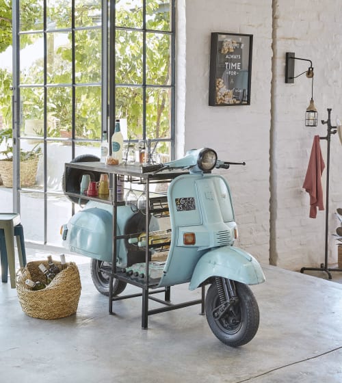 barmeubel blauwe scooter van metaal en mangohout scooter maisons du monde