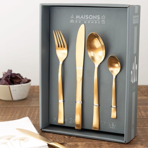 boxed cutlery set