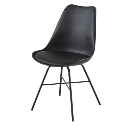 Cadeira preta com pernas de metal preto