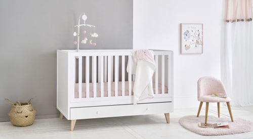 Chaise Enfant Vintage Rose Imprimes Dores Et Bouleau Massif Mauricette Maisons Du Monde