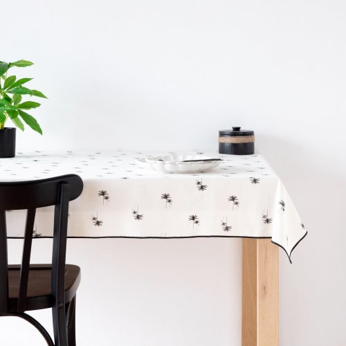 Soft furnishings and rugs Tablecloths & napkins | Cotton tablecloth with ecru and black palm print 110x110cm - SK20531