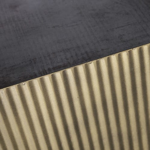 Möbel Couchtische | Couchtisch aus gewelltem Metall, messingfarben und schwarz - LU65678