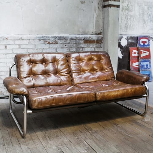 divanetto vintage marrone in cuoio 2 posti maisons du monde