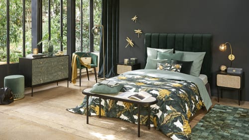 Fauteuil en velours matelassé vert et métal noir | Maisons du Monde Fauteuil en velours matelassé vert et métal noir | Maisons du Monde