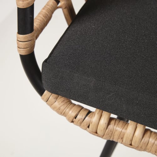 Gartenbank aus Kunstharzgeflecht mit Rattan-Effekt und schwarzem