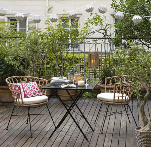 Gartensessel aus Harz mit Rattan-Imitation und schwarzem Metall Agatha