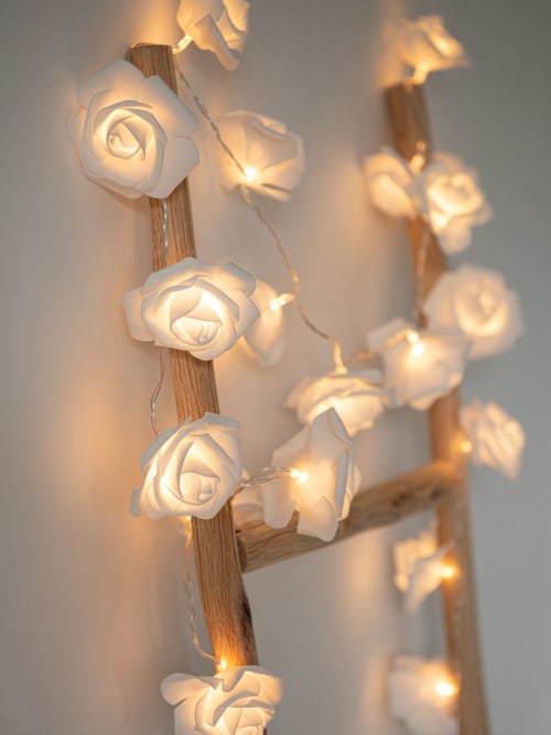 Guirlande Lumineuse Fleurs Blanche Leds L260 Maisons Du Monde