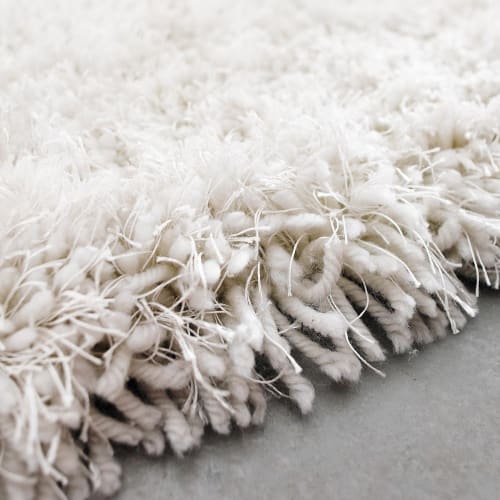 tarwe klant slaap Hoogpolig ecru stoffen tapijt 140 x 200 cm Polaire | Maisons du Monde