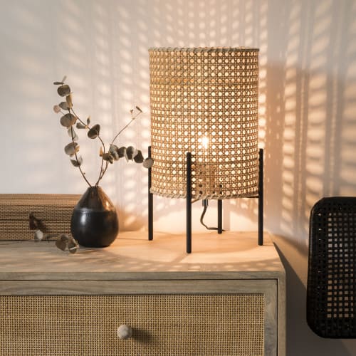 Lamp met vlechtwerk van rotan en zwart metaal Maisons du Monde