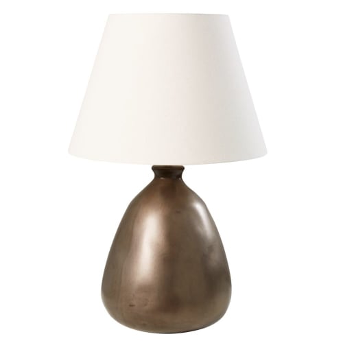 Lampe en métal martelé effet vieilli et abat jour coloris lin | Maisons du Monde Lampe en métal martelé effet vieilli et abat jour coloris lin | Maisons du Monde
