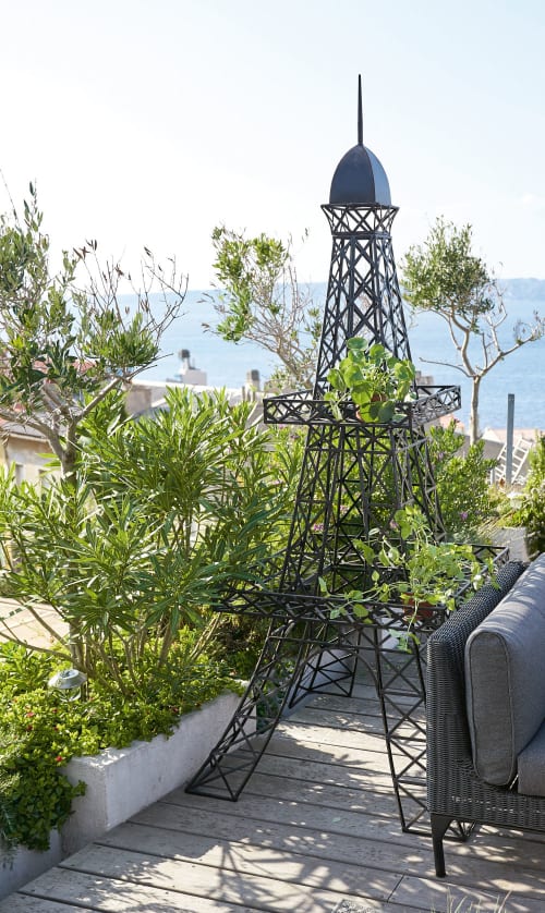 Garten Garten dekorative Objekte | Pflanzenständer Eiffelturm aus schwarzem Metall - XJ64337
