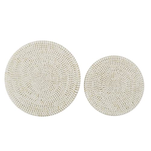Decor Plaques & lettering | Round white shell wall art (x2) D50cm - ZB71481