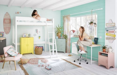 Schränkchen im Industriestil mit 2 Ablagen aus Metall, gelb Sunset