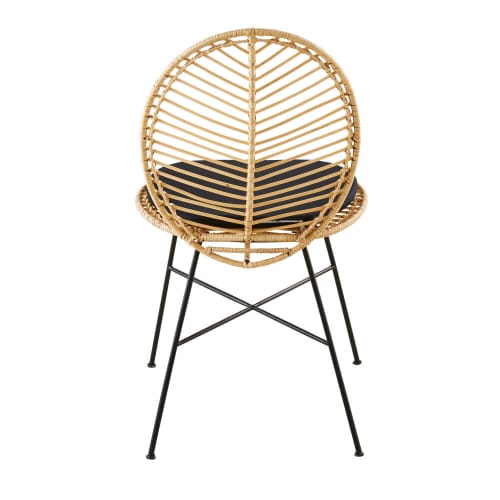 Sedia in rattan e metallo nero Sedia in rattan e metallo nero