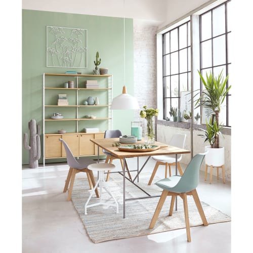 Sedia scandinava bianca con gambe in rovere massiccio | Maisons du Monde Sedia scandinava bianca con gambe in rovere massiccio | Maisons du Monde
