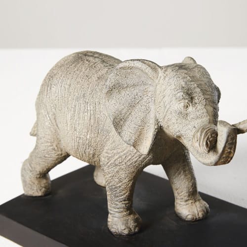 Elefante di Deluxebase Ottima per l'arredamento della casa Water Globe Come Ornamento e Come Regalo. Palla di Neve con Statuetta di Elefante in Resina e con Base Modellata 