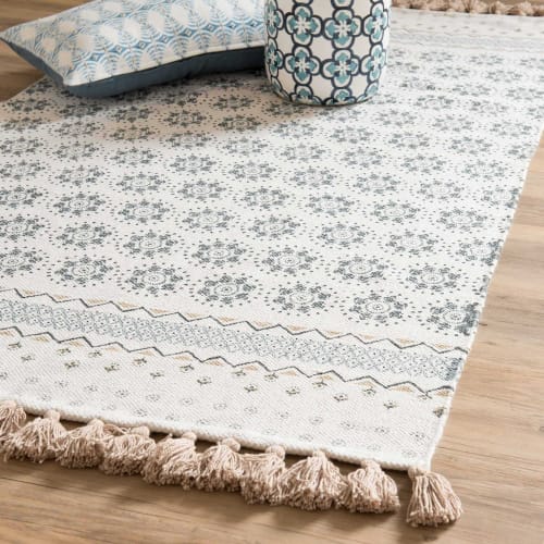 White Cotton Fringed Rug With Blue Motifs 90 X 150 Cm Toulon Maisons Du Monde