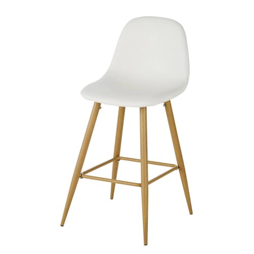 Witte stoel in Scandinavische stijl voor keukeneiland