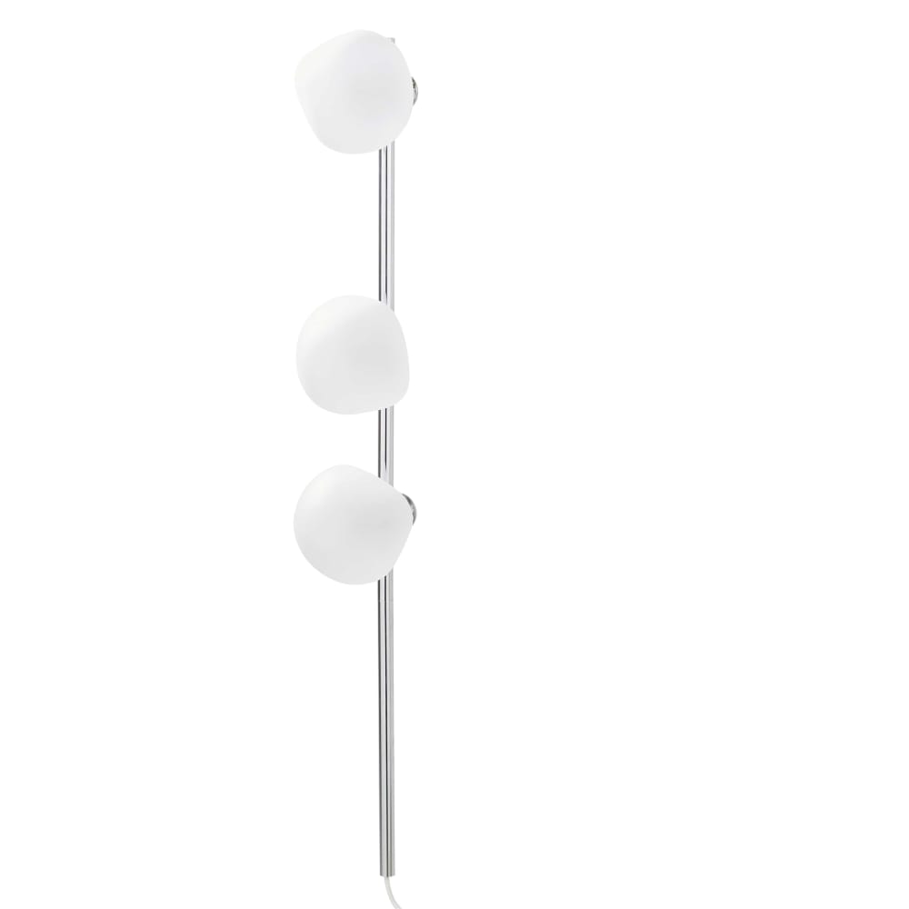 Applique 3 globes ovoïdes en verre blanc et métal argenté