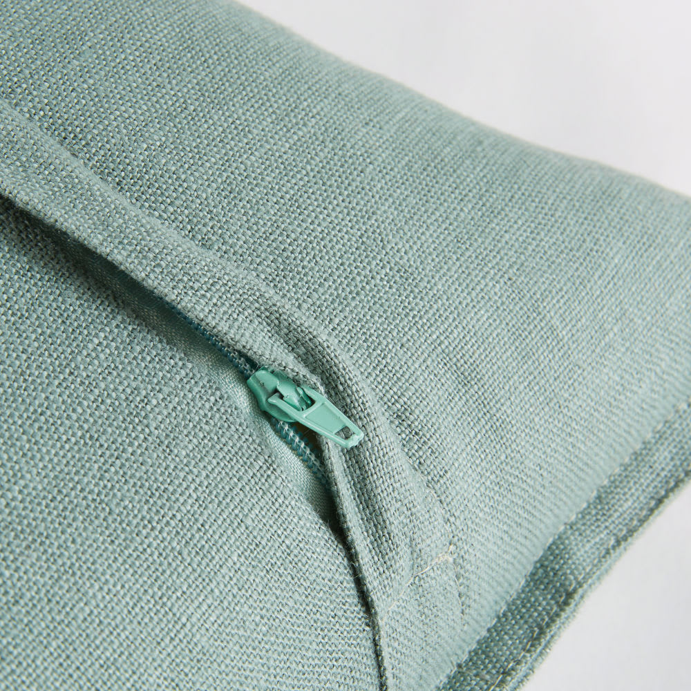 Coussin en lin lavé vert jade 45x45 — vue 4
