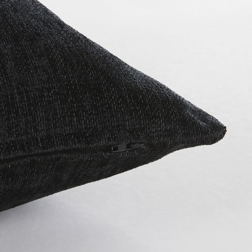 Coussin en velours de polyester recyclé noir charbon 40x60 — vue 3