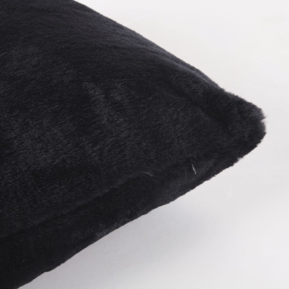 Coussin imitation fourrure noire 60x40 — vue 3