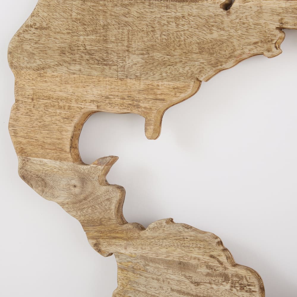 Déco murale mappemonde en bois de manguier gravé, 132x76 cm - Maisons du Monde